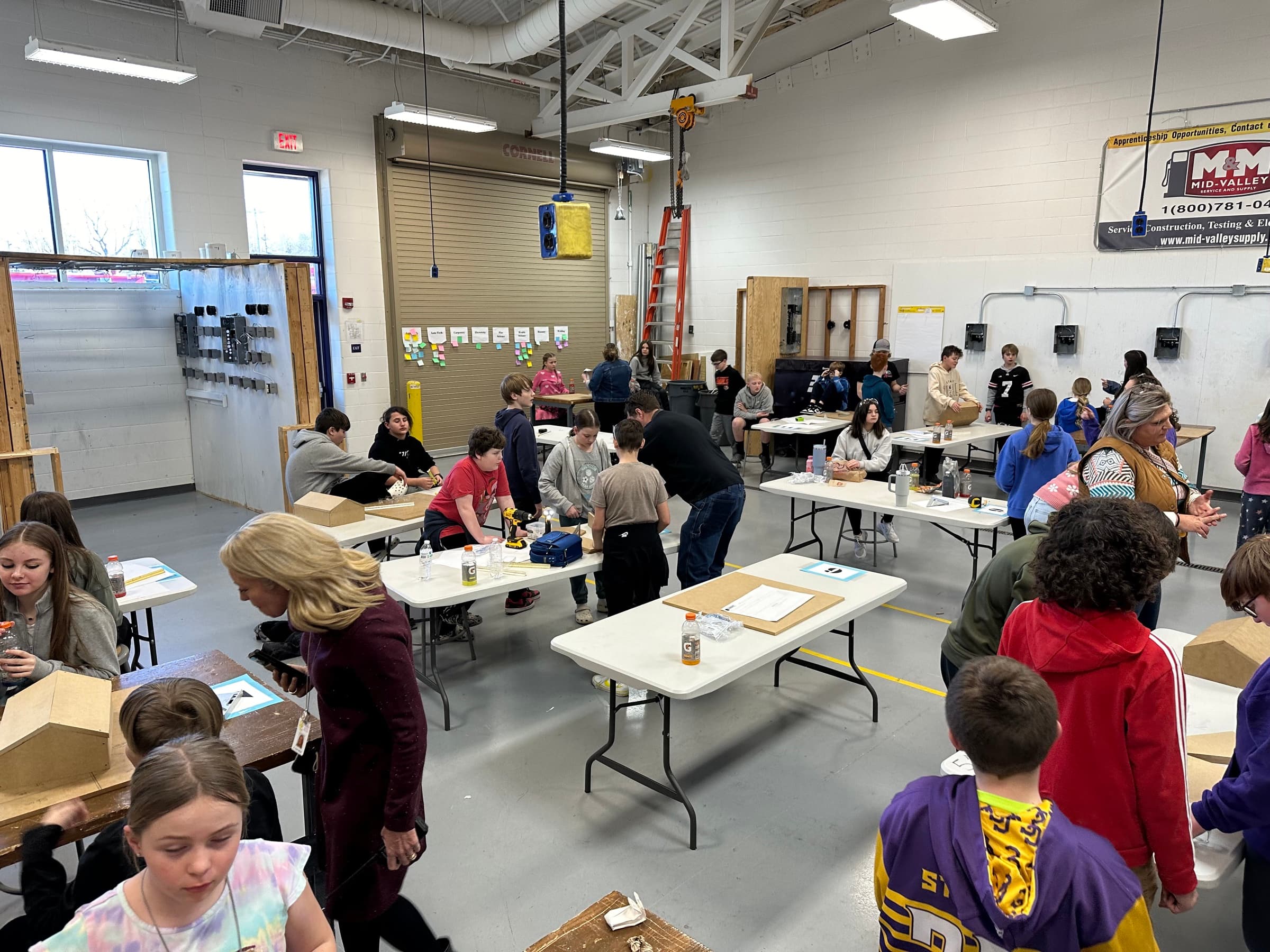 Students at a Northern Kentucky TradesNKY classroom event